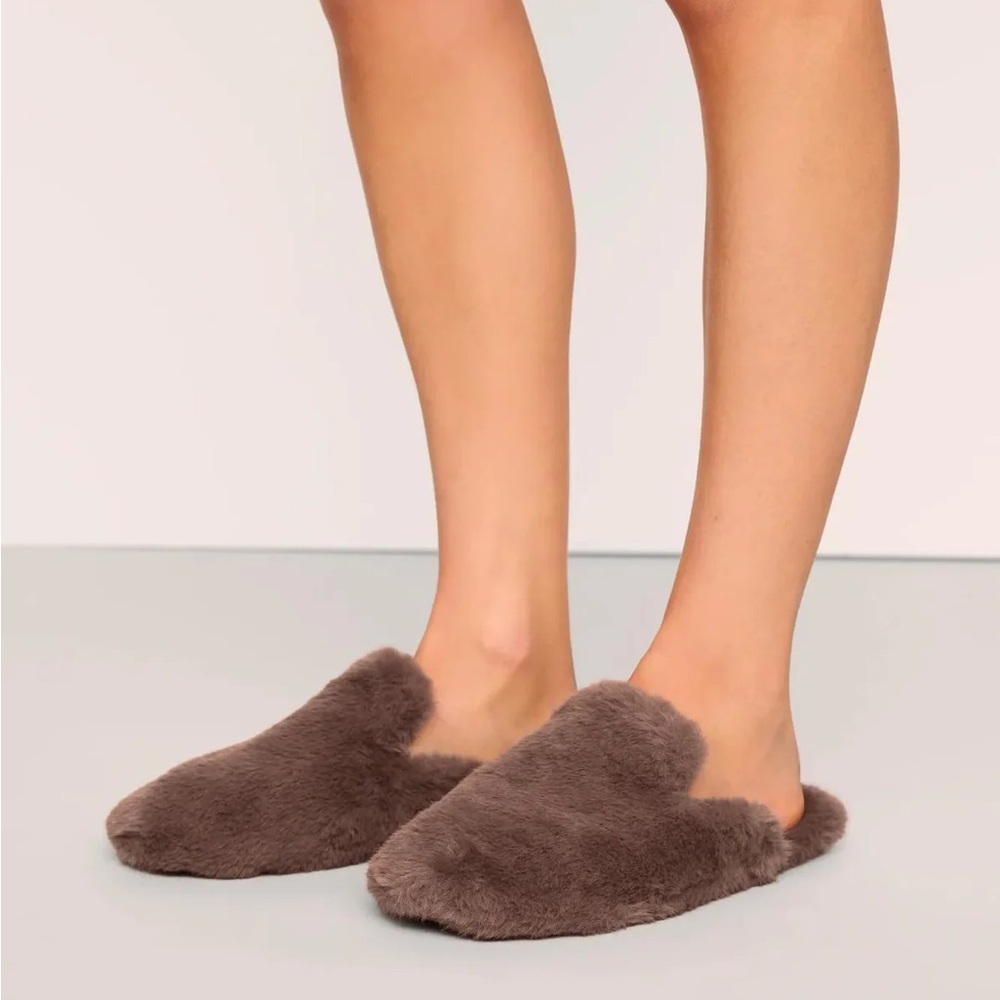 Cozy Brown Faux Fur Slippers